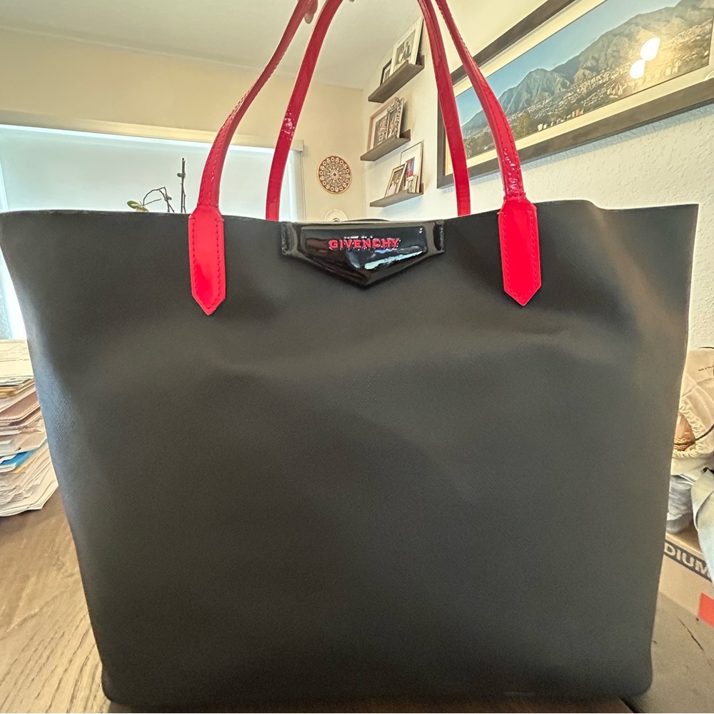 Givenchy Handbag - Picture 2 of 6
